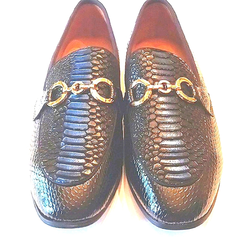 NWOT Meijiana Dress Shoes W/Gold Hardware Black Top Blue Middle Accents Size 9